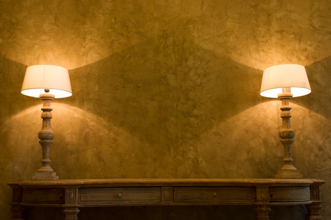 Photo Chandelier, Table