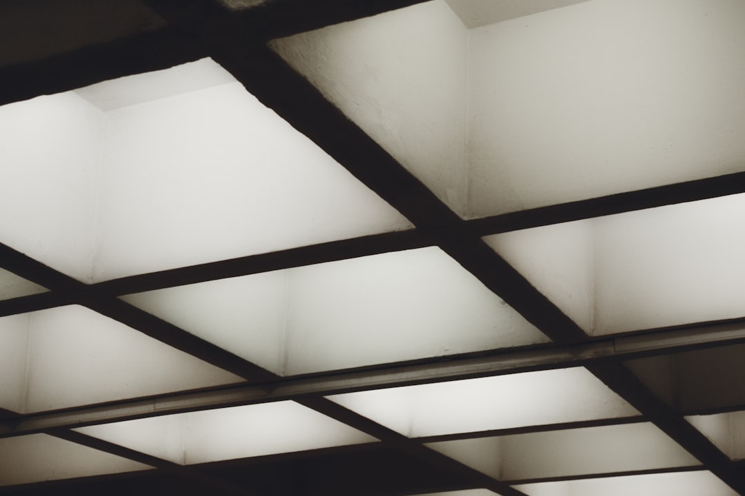 Photo linear lighting